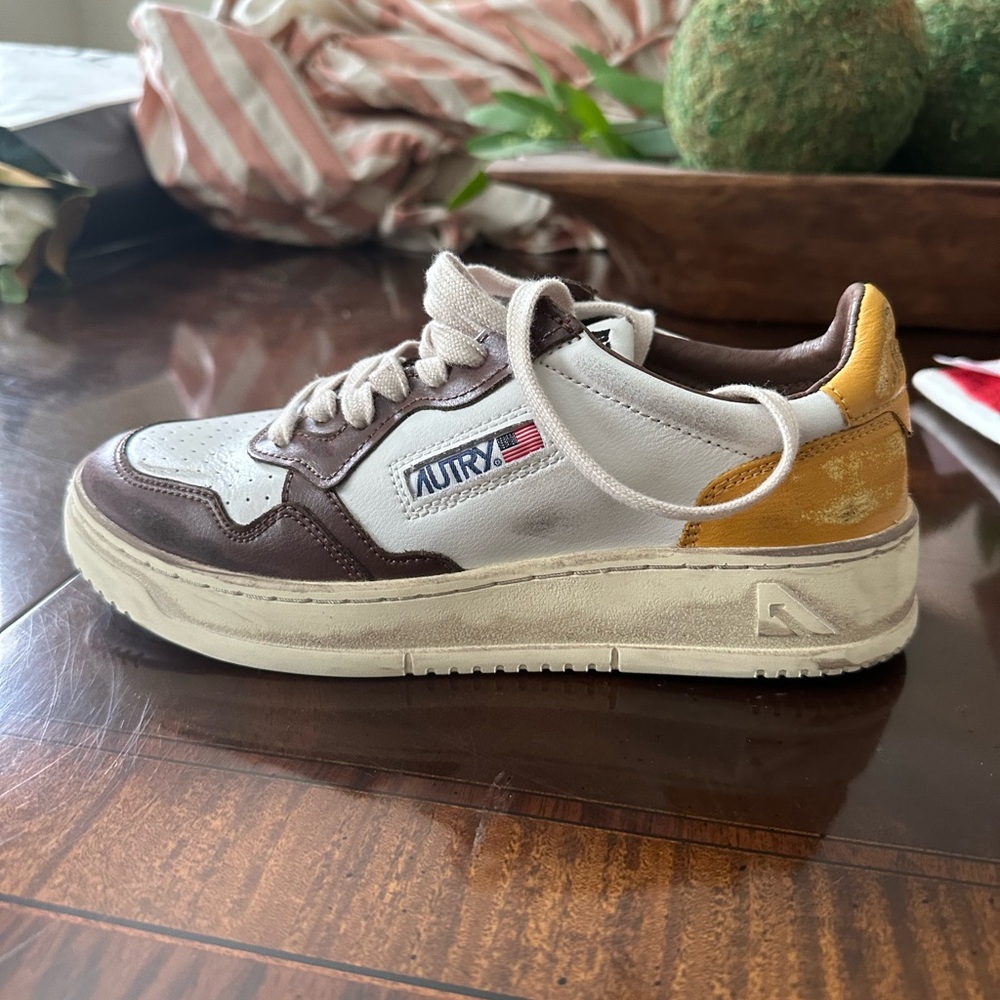 Autry sneakers